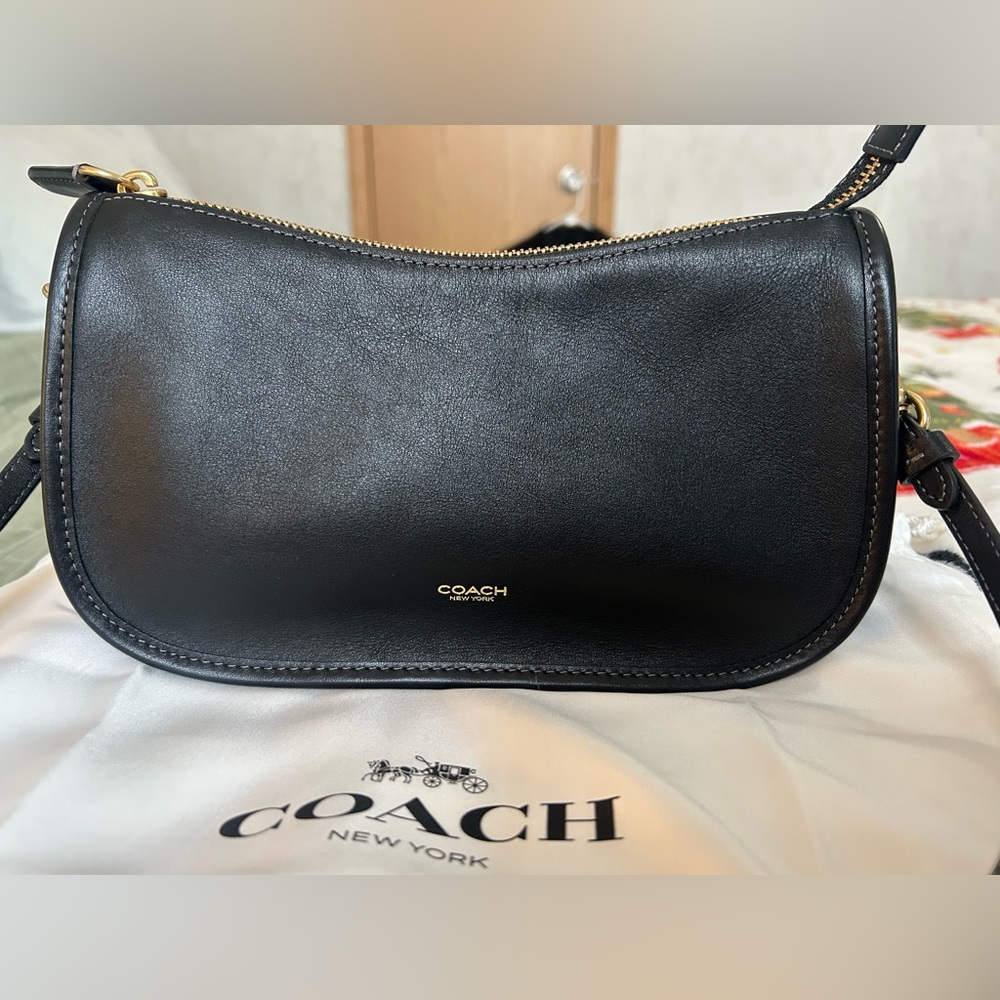 Coach Waverly Bag- Brass/ Black - Picture 2 of 14
